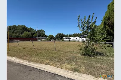 1327 Rose Ave, Killeen, TX 76543 - Photo 4