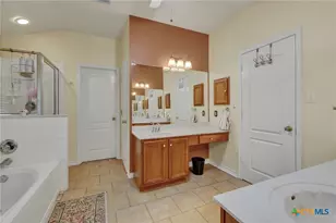 1611 Springhouse St, San Antonio, TX 78251 - Photo 32