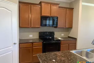 730 Dunford Dr, Temple, TX 76502 - Photo 2