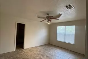 4411 Lonesome Dove Dr, Killeen, TX 76549 - Photo 4