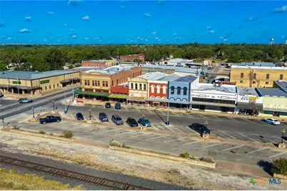 111 E 7th Street, Shiner, TX 77984 - Photo 20