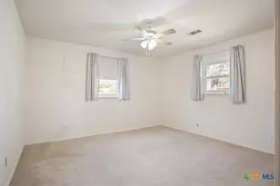 100 Co Rd 229, Florence, TX 76527 - Photo 12