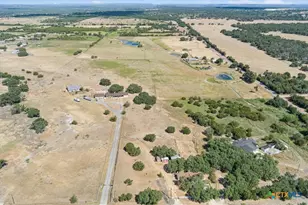 100 Co Rd 229, Florence, TX 76527 - Photo 28