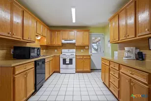 100 Co Rd 229, Florence, TX 76527 - Photo 8