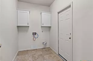 2252 Waterford Grace, New Braunfels, TX 78130 - Photo 18