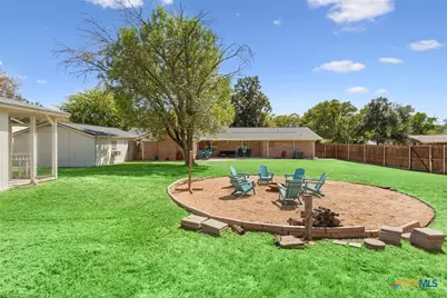 200 E 21st Avenue, Belton, TX 76513 - Photo 32