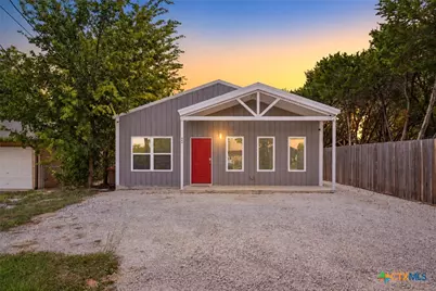 464 Pecan Row, Canyon Lake, TX 78132 - Photo 2