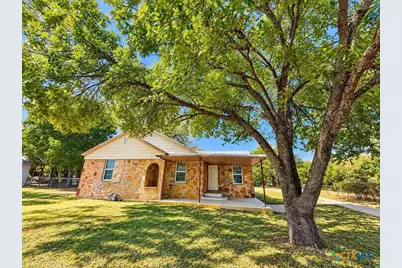 1115 W Main Street, Gatesville, TX 76528 - Photo 1