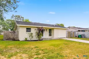 3003 Gayle St, Victoria, TX 77901 - Photo 2