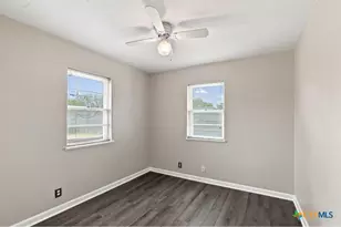 3003 Gayle St, Victoria, TX 77901 - Photo 14