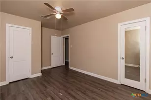 214 E Munroe Ave, Temple, TX 76501 - Photo 10