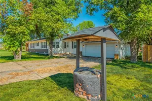 814 E Young Ave, Temple, TX 76501 - Photo 2