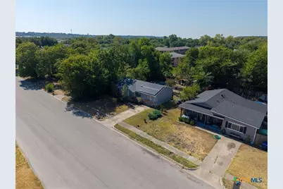 403 W Avenue F, Copperas Cove, TX 76522 - Photo 26