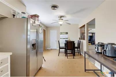 403 W Avenue F, Copperas Cove, TX 76522 - Photo 10