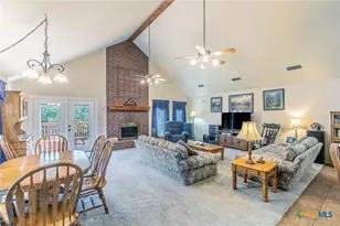 1505 N Beal St, Belton, TX 76513 - Photo 4
