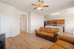 428 Parkfield Ln, Temple, TX 76502 - Photo 6