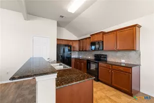 428 Parkfield Ln, Temple, TX 76502 - Photo 12