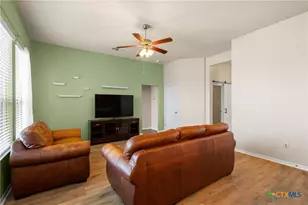 428 Parkfield Ln, Temple, TX 76502 - Photo 8