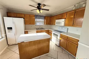 206 Atkinson Ave, Copperas Cove, TX 76522 - Photo 12
