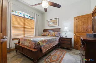 432 Creekwood Dr, Gonzales, TX 78629 - Photo 22