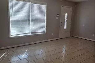 107 E Washington Ave, Copperas Cove, TX 76522 - Photo 2