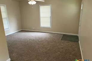 303 Cloud St, Killeen, TX 76541 - Photo 2