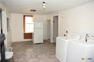 149 N Commercial St, Goliad, TX 77963 - Photo 22