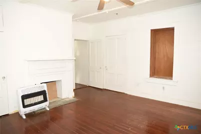 149 N Commercial Street, Goliad, TX 77963 - Photo 18