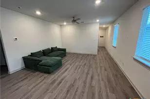 540 Wilshire Rd, San Marcos, TX 78666 - Photo 2