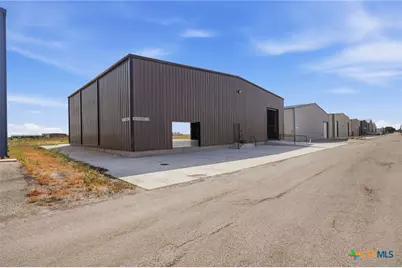 293 Beechcraft Lane, Seguin, TX 78155 - Photo 16