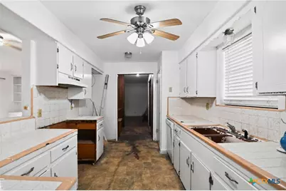 1006 S 2nd Street, Ganado, TX 77962 - Photo 8