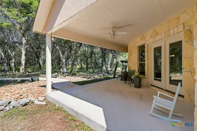 2 Trophy Lane, New Braunfels, TX 78132 - Photo 34