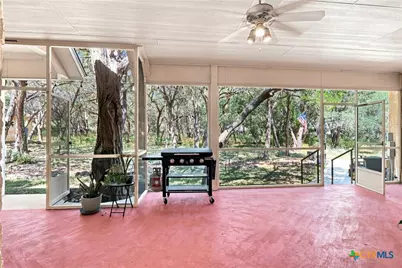 2 Trophy Lane, New Braunfels, TX 78132 - Photo 24
