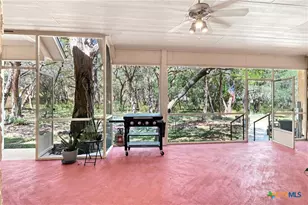 2 Trophy Ln, New Braunfels, TX 78132 - Photo 24