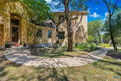 2 Trophy Lane, New Braunfels, TX 78132 - Photo 2