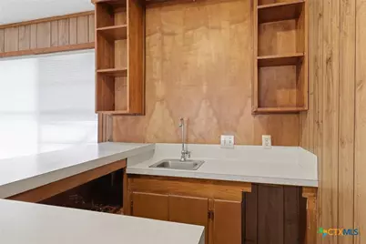 4601 Dahlia Lane, Victoria, TX 77904 - Photo 10