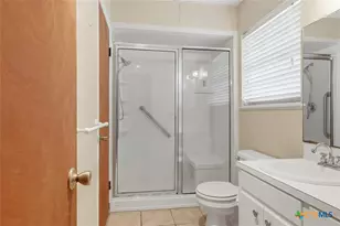 4601 Dahlia Ln, Victoria, TX 77904 - Photo 20