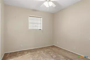 4601 Dahlia Ln, Victoria, TX 77904 - Photo 18