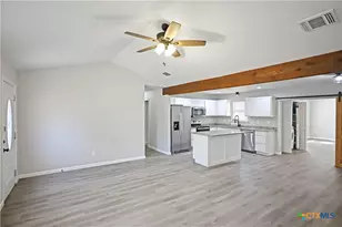 438 Forshage Blvd, Seguin, TX 78155 - Photo 8