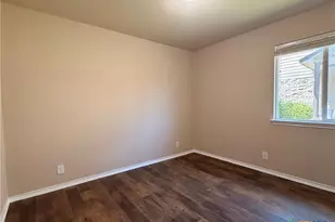 2131 Echo Hills Dr, New Braunfels, TX 78130 - Photo 10
