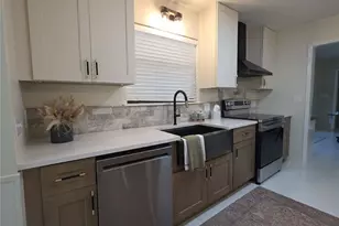 124 Creekview Dr, Canyon Lake, TX 78133 - Photo 2