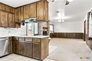 484 Thompson Rd, Troy, TX 76579 - Photo 8