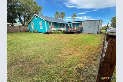 807 Madison Avenue, Port O'Connor, TX 77982 - Photo 2