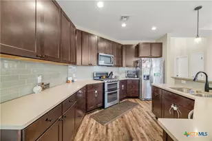 106 Montalcino Ct, Victoria, TX 77904 - Photo 14