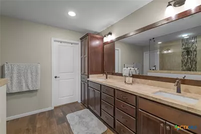 101 Gabbiano Court, Victoria, TX 77904 - Photo 20