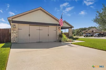 101 Gabbiano Court, Victoria, TX 77904 - Photo 38