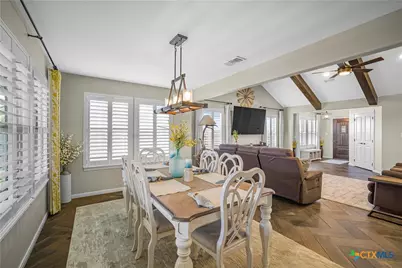 101 Gabbiano Court, Victoria, TX 77904 - Photo 14
