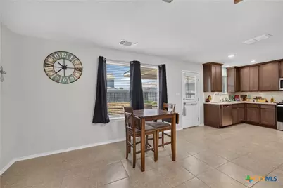 2536 Hiddenbrooke Trace, Seguin, TX 78155 - Photo 6