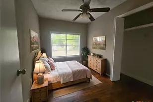 753 San Antonio Ave, Seguin, TX 78155 - Photo 8