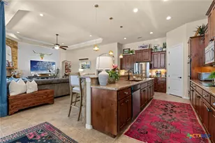 638 Cambridge Dr, New Braunfels, TX 78132 - Photo 8